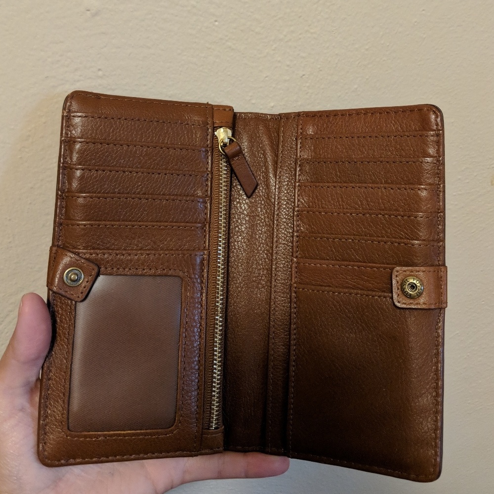 Authentic Fossil Flap Wallet- Brown Leather